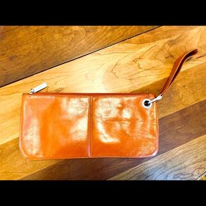 Hobo International clutch